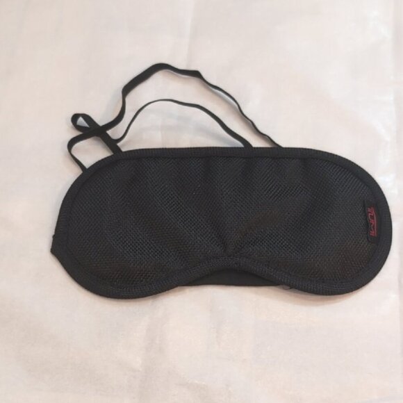 Tumi Sleep Mask - Picture 1 of 3